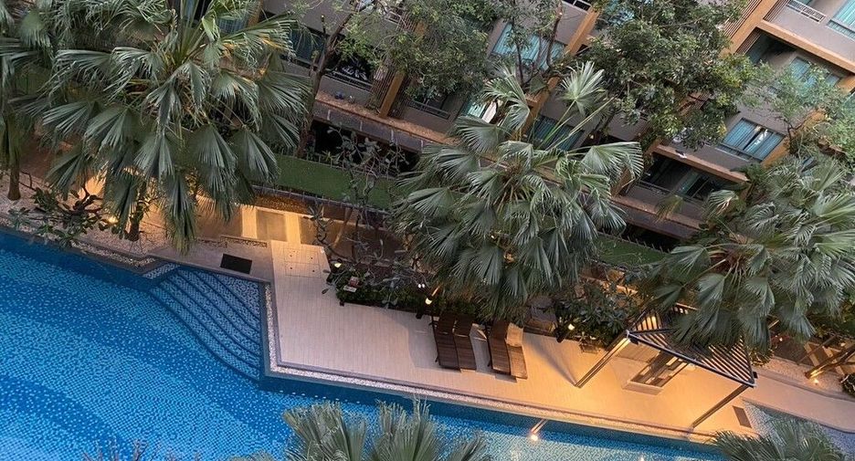 For sale 1 bed condo in Huai Khwang, Bangkok