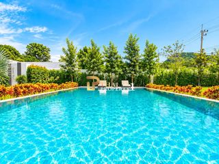 For sale 4 ベッドルーム villa in Hua Hin, Prachuap Khiri Khan