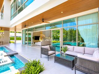 For sale 4 ベッドルーム villa in Hua Hin, Prachuap Khiri Khan