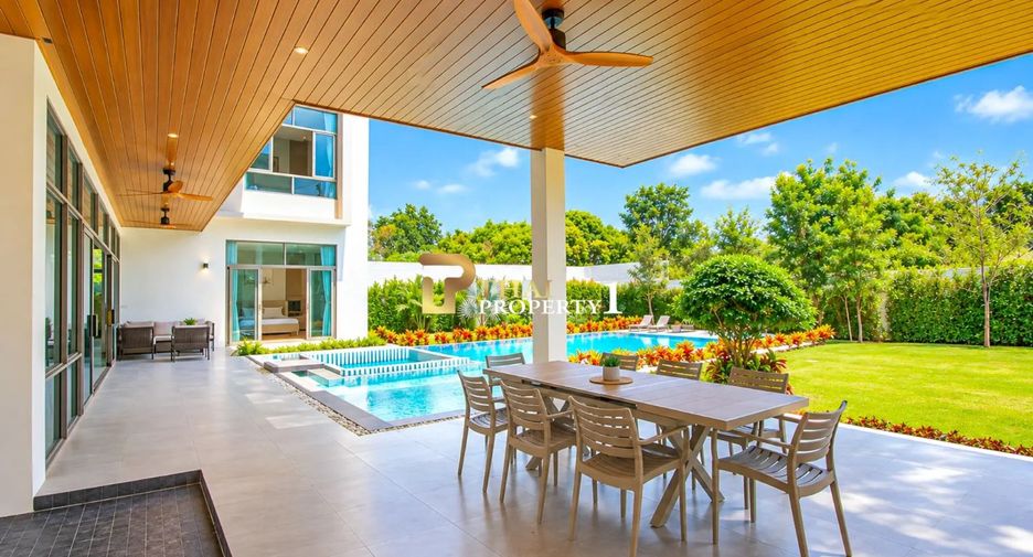 For sale 4 ベッドルーム villa in Hua Hin, Prachuap Khiri Khan