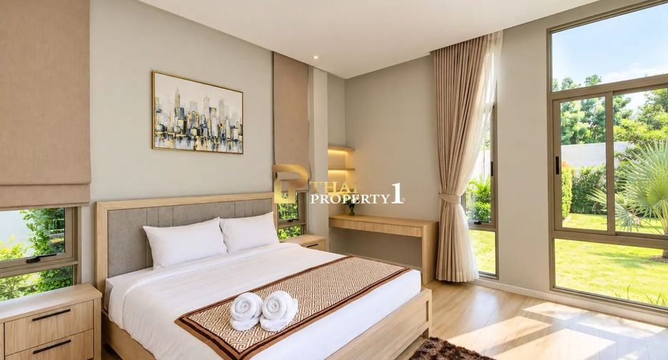 For sale 4 ベッドルーム villa in Hua Hin, Prachuap Khiri Khan