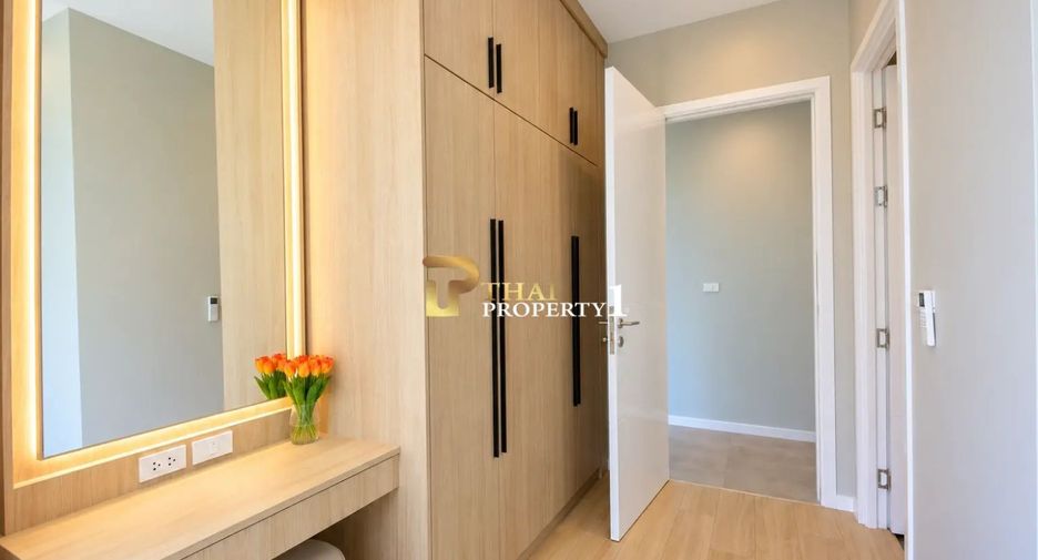 For sale 4 ベッドルーム villa in Hua Hin, Prachuap Khiri Khan