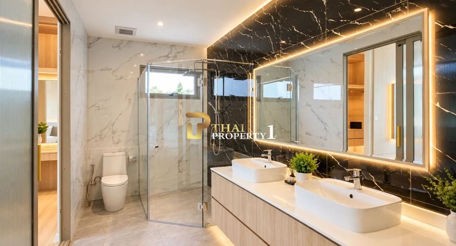 For sale 4 ベッドルーム villa in Hua Hin, Prachuap Khiri Khan