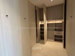 For rent and for sale 2 bedrooms condo in Pathum Wan, Bangkok