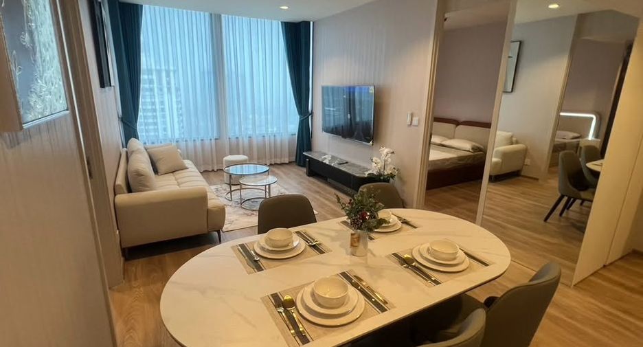 For rent 2 bedrooms condo in Watthana, Bangkok