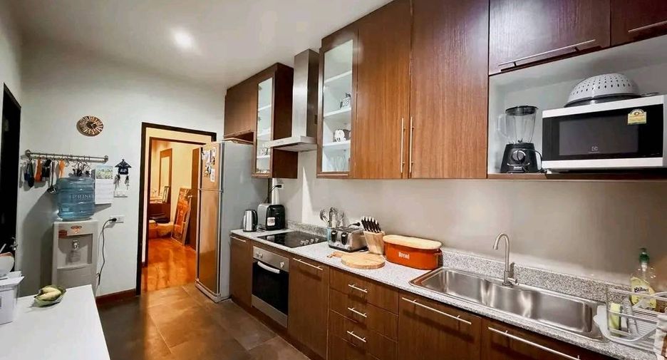 For rent 3 ベッドルーム house in Khlong Toei, Bangkok