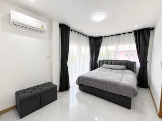 Haus zur Miete mit 3 Zimmer in Saraphi, Chiang Mai