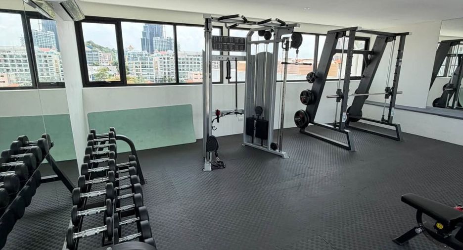 À louer studio condo à Bang Lamung, Chonburi