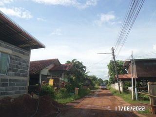 Haus zum Kauf mit 1 Zimmer in Phang Khon, Sakon Nakhon