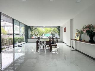 Local comercial en alquiler de 4 habitaciones en Wang Thonglang, Bangkok