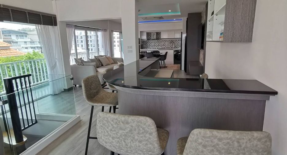 Hotel en alquiler de 3 habitaciones en Bang Lamung, Chonburi