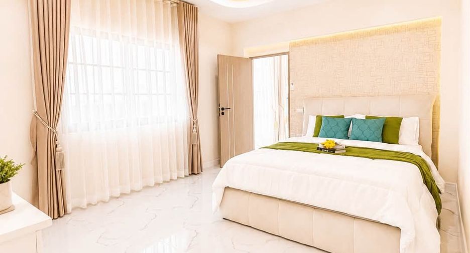 For sale 4 bedrooms villa in Bang Lamung, Chonburi