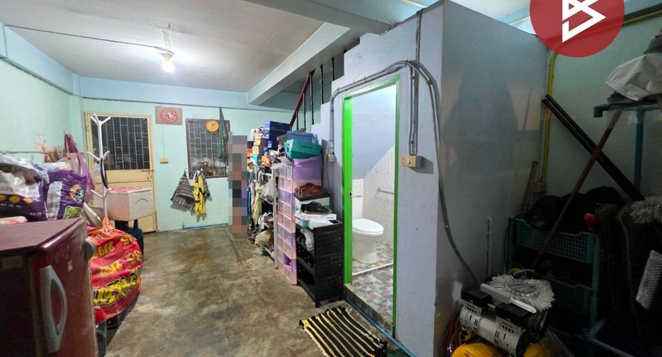 For sale 6 bedrooms retail Space in Phasi Charoen, Bangkok