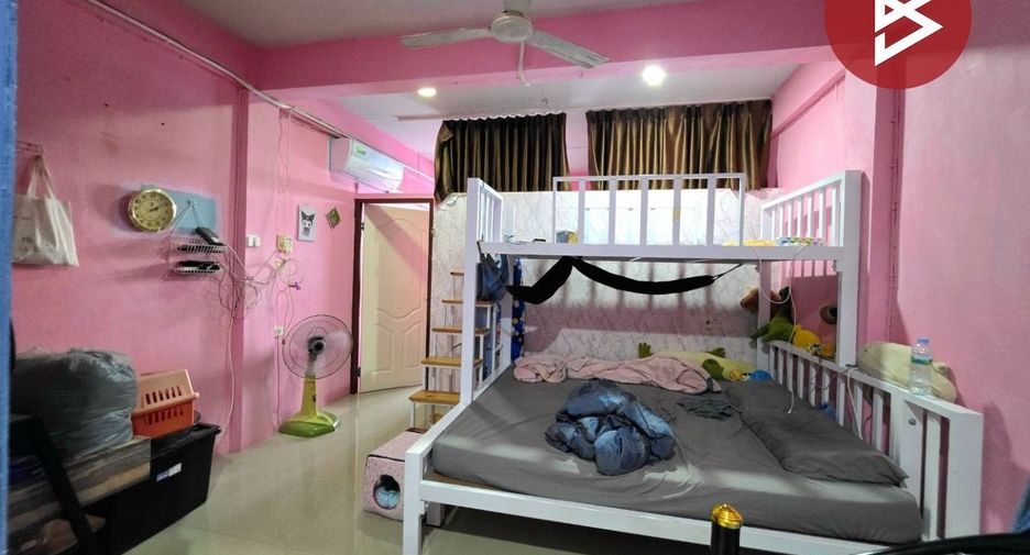 For sale 6 bedrooms retail Space in Phasi Charoen, Bangkok