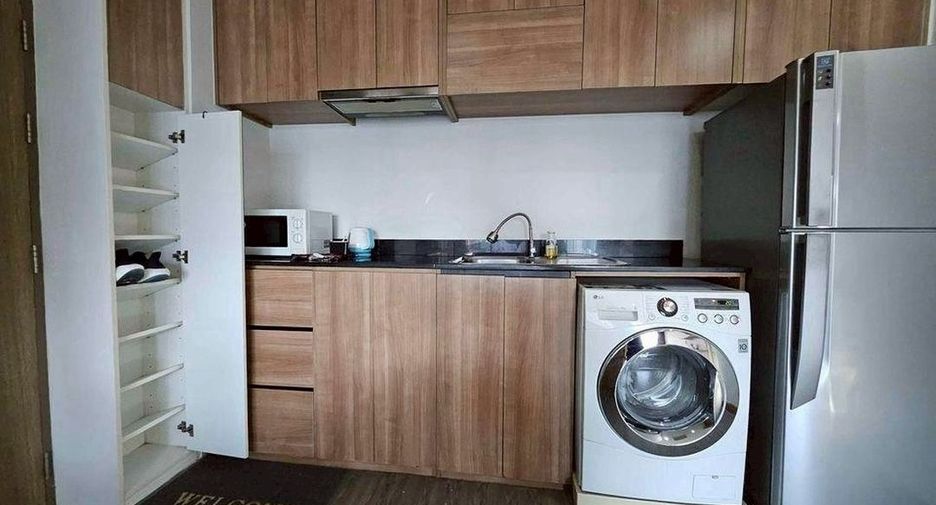 Wohnung zur Miete mit 1 Zimmer in Khlong Toei, Bangkok