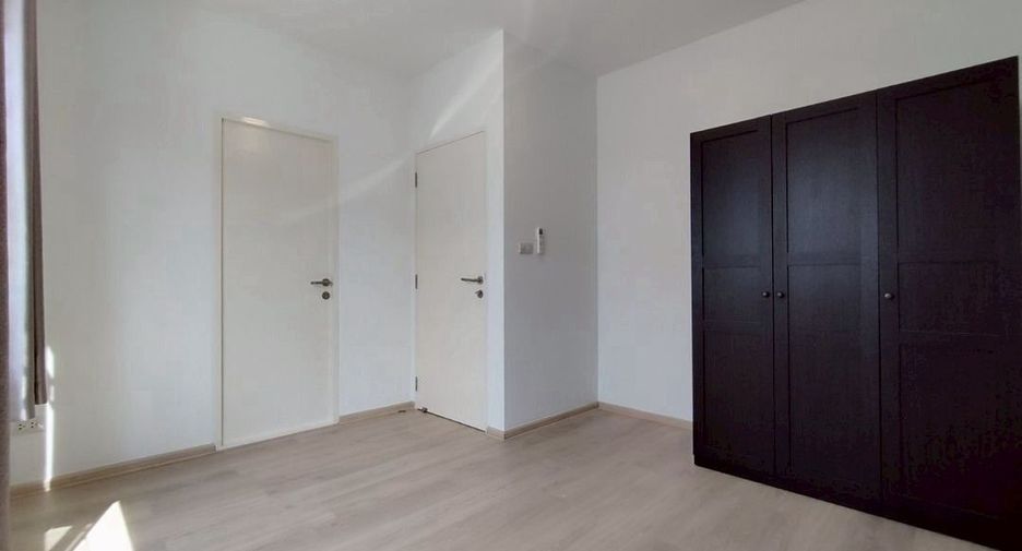 For rent 2 bedrooms townhouse in Prawet, Bangkok