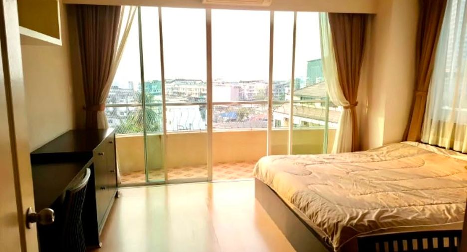 For rent and for sale 1 bed condo in Si Racha, Chonburi
