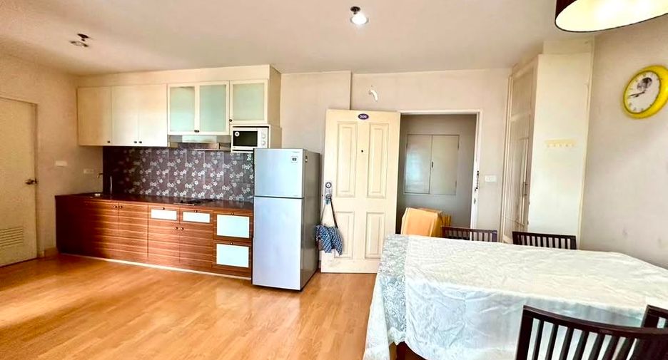 For rent and for sale 1 bed condo in Si Racha, Chonburi