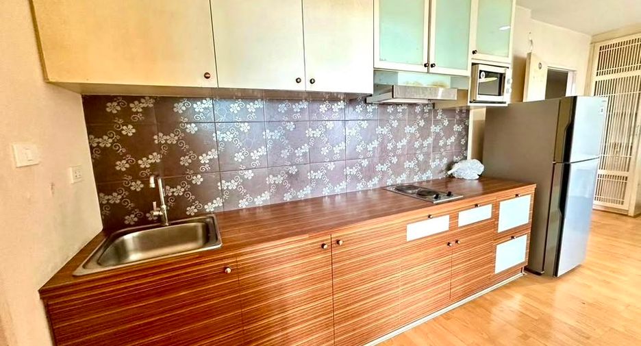 For rent and for sale 1 bed condo in Si Racha, Chonburi