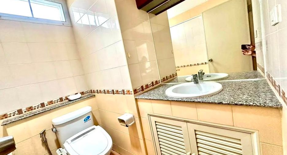 For rent and for sale 1 bed condo in Si Racha, Chonburi