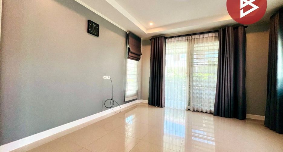 Casa en venta de 4 habitaciones en Phra Pradaeng, Samut Prakan
