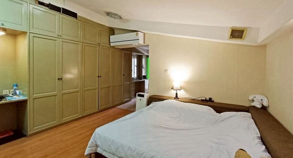 Condo en venta de 4 habitaciones en Khlong Toei, Bangkok