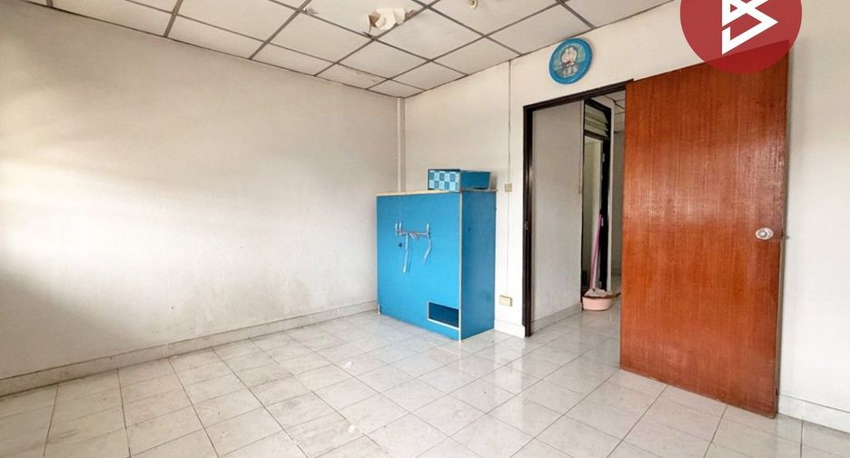 Casa adosada en venta de 2 habitaciones en Thawi Watthana, Bangkok