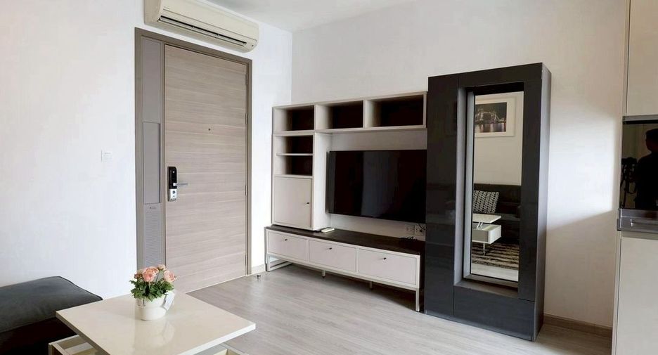 Condo en alquiler de 1 habitaciones en Khlong Toei, Bangkok