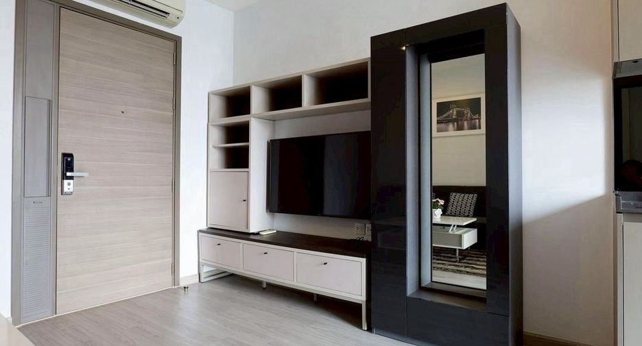 Condo en alquiler de 1 habitaciones en Khlong Toei, Bangkok