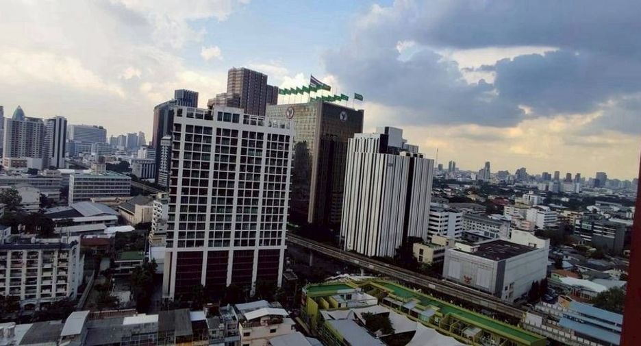 Wohnung zur Miete mit 1 Zimmer in Phaya Thai, Bangkok