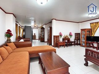 Haus zum Kauf mit 3 Zimmer in Sai Mai, Bangkok