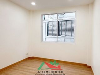 À vendre 5 chambres maison à Don Mueang, Bangkok