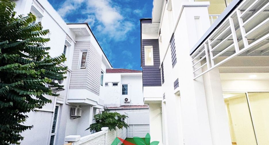 À vendre 5 chambres maison à Don Mueang, Bangkok
