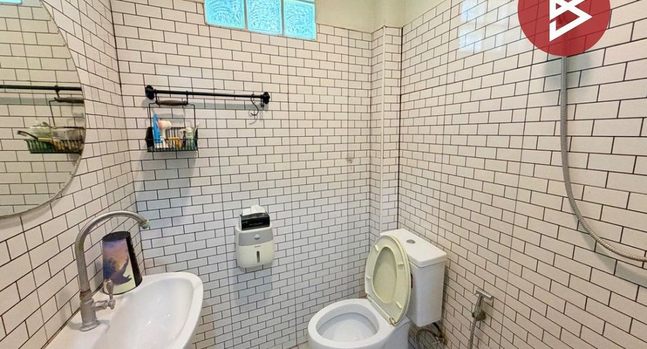 For sale 6 bedrooms house in Mueang Ratchaburi, Ratchaburi