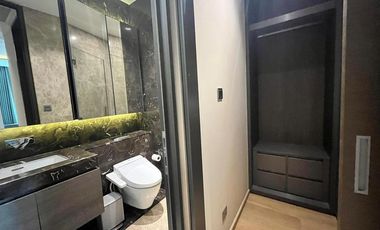For sale 1 bed condo in Pathum Wan, Bangkok