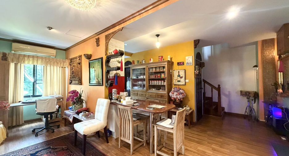 For sale 2 bedrooms condo in Mueang Chiang Mai, Chiang Mai