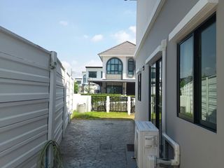 Casa en venta de 4 habitaciones en Mueang Samut Prakan, Samut Prakan