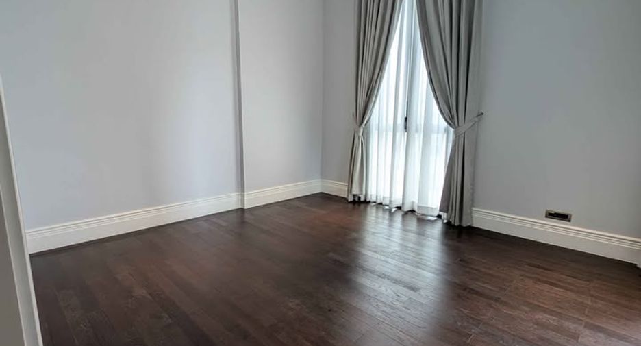 À vendre 3 chambres condo à Pathum Wan, Bangkok