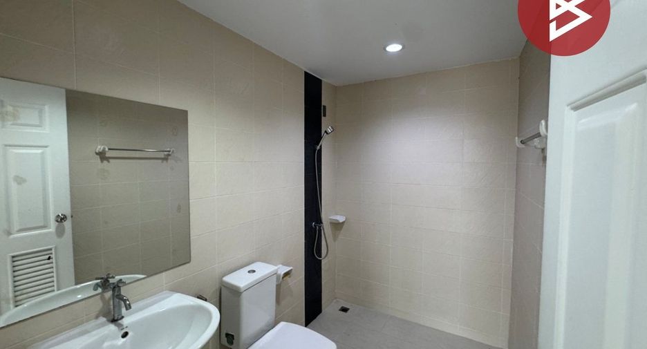 Gewerbefläche zur Miete und zum Kauf mit 8 Zimmer in Bang Bua Thong, Nonthaburi