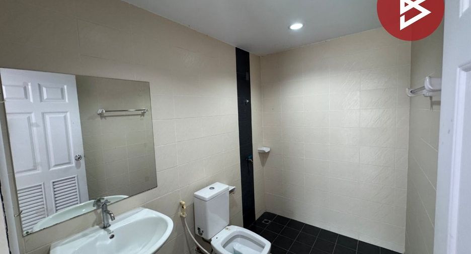 Gewerbefläche zur Miete und zum Kauf mit 8 Zimmer in Bang Bua Thong, Nonthaburi