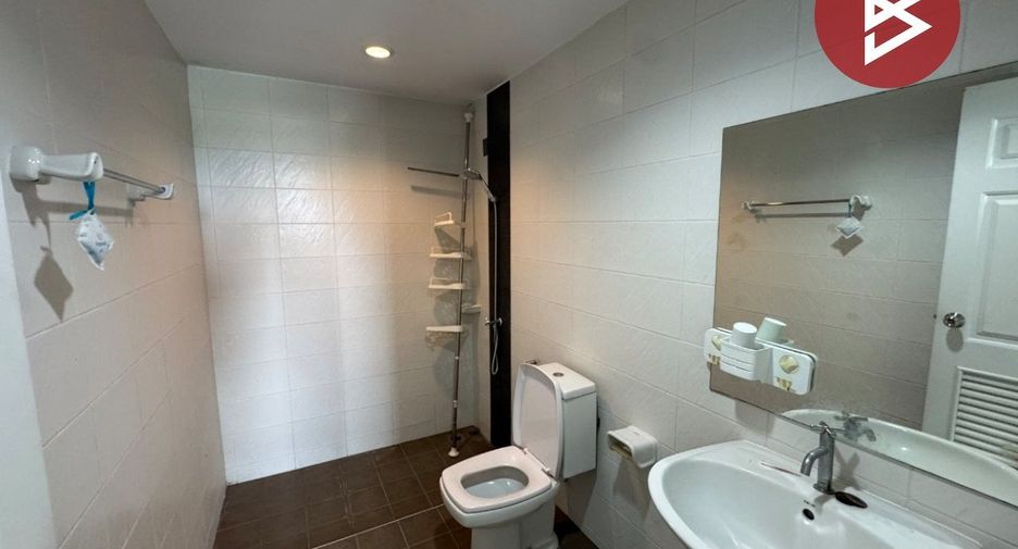 Gewerbefläche zur Miete und zum Kauf mit 8 Zimmer in Bang Bua Thong, Nonthaburi