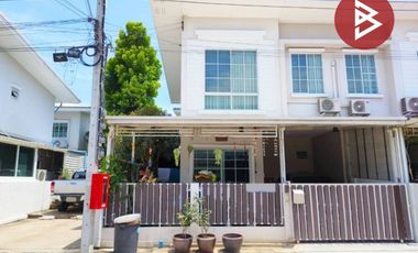 Reihenhaus zum Kauf mit 4 Zimmer in Mueang Samut Prakan, Samut Prakan