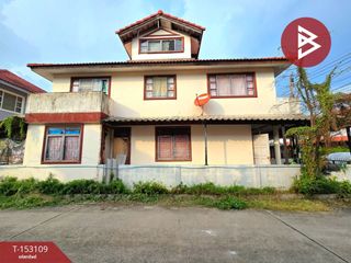 For sale 2 bedrooms townhouse in Mueang Nakhon Pathom, Nakhon Pathom