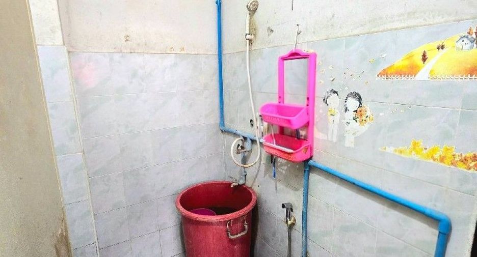 For sale 2 bedrooms townhouse in Mueang Nakhon Pathom, Nakhon Pathom