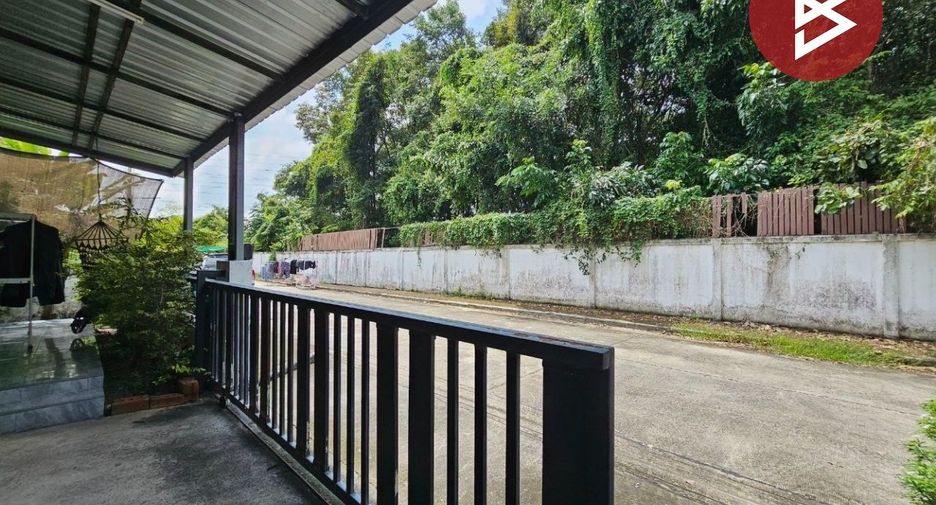 For sale 3 bedrooms house in Si Racha, Chonburi