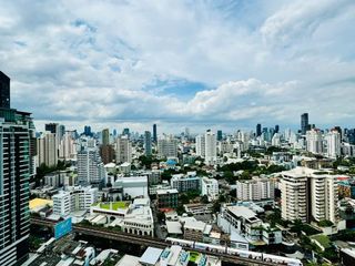 For rent 2 ベッドルーム condo in Khlong Toei, Bangkok