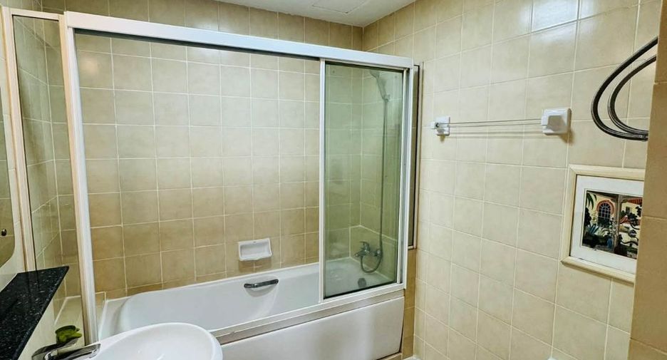 For rent 2 ベッドルーム condo in Khlong Toei, Bangkok