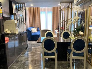 For sale 3 bedrooms condo in Watthana, Bangkok