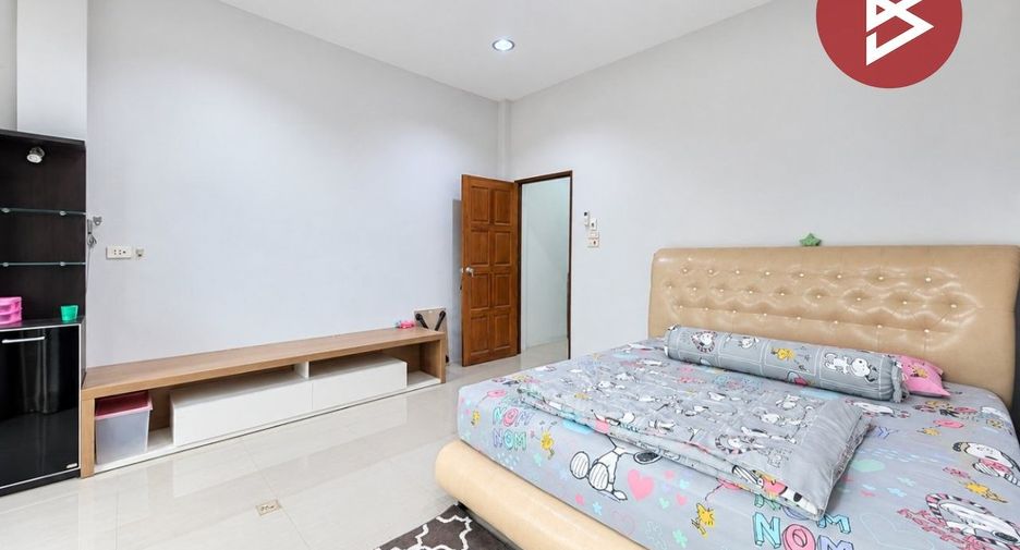 For sale 2 bedrooms retail Space in Bang Khonthi, Samut Songkhram