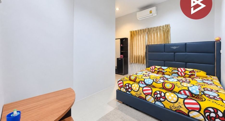 For sale 2 bedrooms retail Space in Bang Khonthi, Samut Songkhram